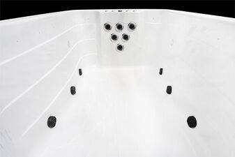 Swimspa Ares - 6 Person, 3 Seats - Hot tubs Portugal Algarve Online Shopping Site