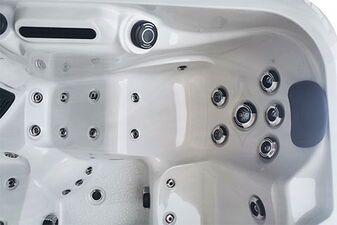 Hot Tub Kenya- 5 Person, 3 Seats, 2 Lounger - Hot tubs Portugal Algarve Online Shopping Site
