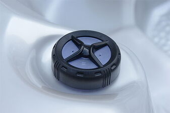 Hot Tub Trident - 5 Person, 3 Seats, 2 Lounge - Hot tubs Portugal Algarve Online Shopping Site