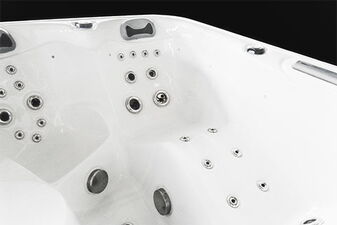 Swimspa Apollo - 6 Person, 4 Seats, 1 Lounger - Hot tubs Portugal Algarve Online Shopping Site